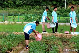 角色球员发挥挺好！戈登、弩机、阿伦合计33投23中得到61分