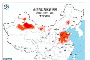 巴萨官推晒图：佩德里、加维等人现场观战巴萨篮球队比赛